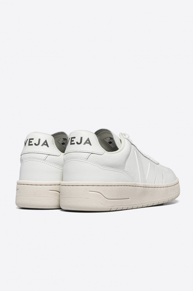 Veja Sneaker V90 in Extra Weiß