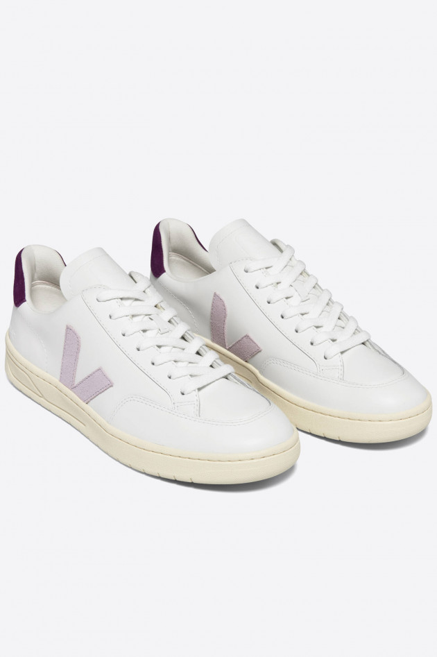 Veja Nachhaltiger Sneaker V12 in Weiß/Magneta