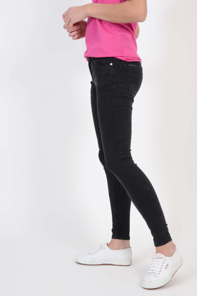 Verdandy Joggingjeans in Schwarz