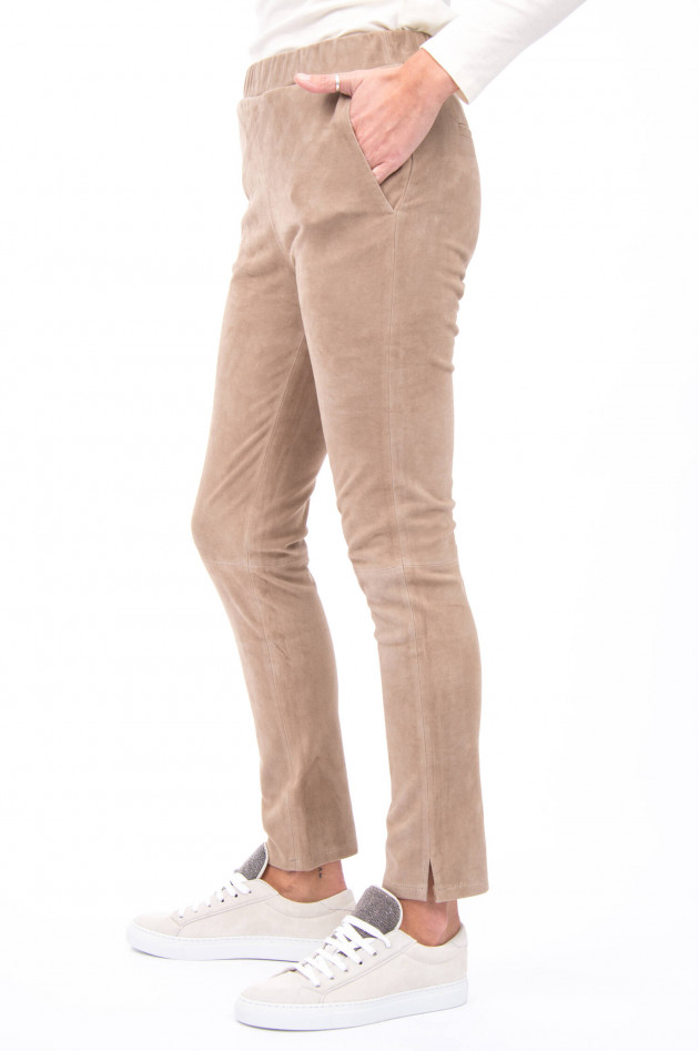 White T Hose aus Verloursleder in Beige