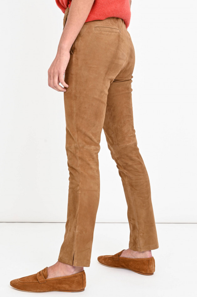 White T Velourslederhose mit Seitenschlitz in Camel