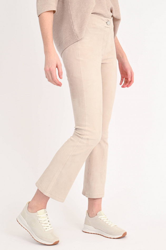 White T Velourslederhose mit Kick in Sand