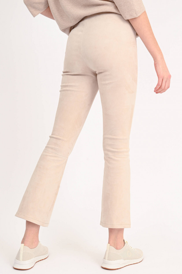 White T Velourslederhose mit Kick in Sand