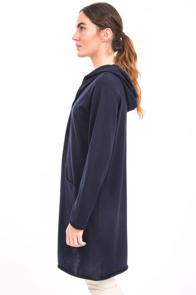 White T Feinstrick-Cardigan in Navy