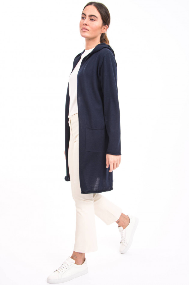 White T Feinstrick-Cardigan in Navy