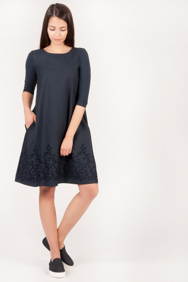 Why Kleid in Marine