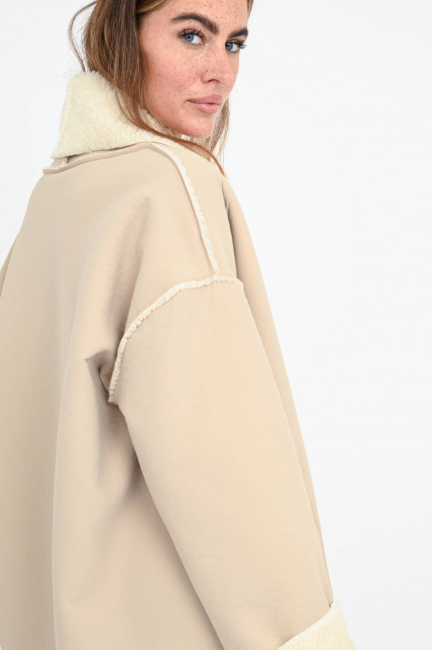 Whyci Jacke mit Lammfell-Look in Beige