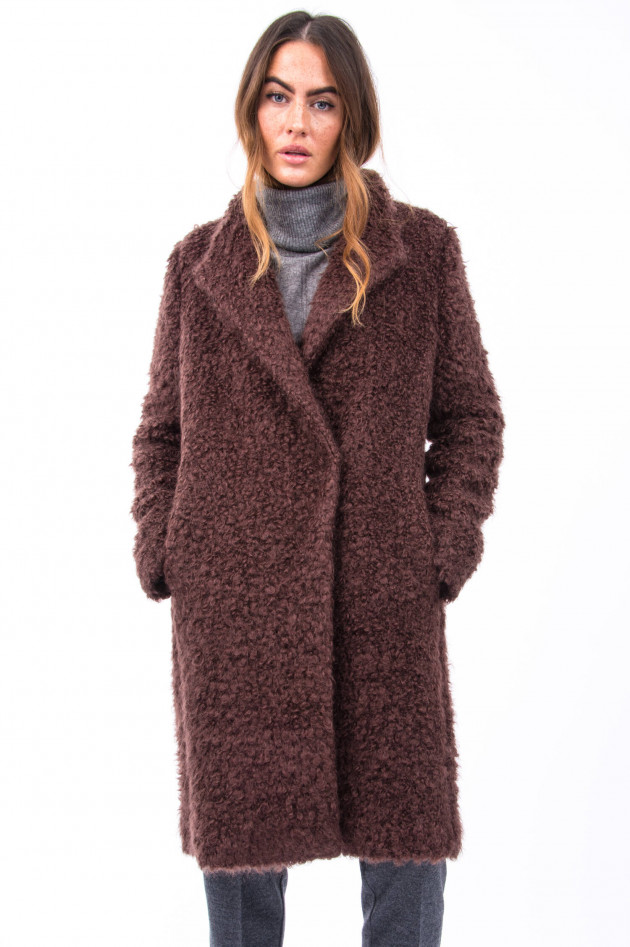 Windsor Fake-Fur-Mantel in Aubergine