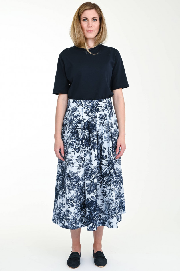 Windsor Faltenrock mit floralem Print in Weiß/Navy