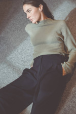 Wide-Leg Hose mit Bundfalten in Navy