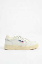 Shearling Sneaker MEDALIST LOW in Weiß