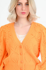 Strickjacke mit Zopfmuster in Orange