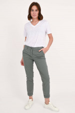 Klassische Chino LIGHTWEIGHT SUPERSTRECH in Oliv