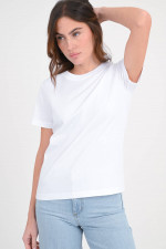 Basic T-Shirt in Weiß