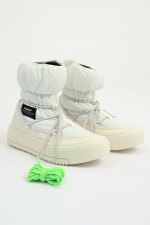 Oudoor-Stieflette BERING in Creme