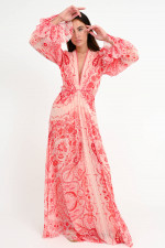 Maxi Seidenkleid mit Paisley-Print in Rosa/Rot
