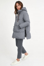  Steppmantel aus Seide-Cashmere-Mix in Grau