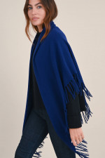 Wolle/Cashmere Cape mit Fransen in Dunkelblau