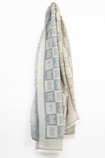 Schal mit Label-Stitching in Grau