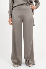 Hose in Satin-Optik in Taupe