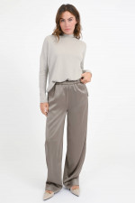 Hose mit Stulpe in Taupe