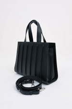 Tasche mit abgesteppten Lederdetails in Schwarz