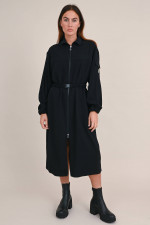 Kleid mit Logo-Patch in Schwarz