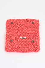 Gehäkelte Clutch in Neonpink