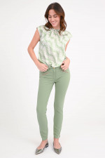  Chino ROYAL mit Lederdetails in Salbei
