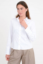 Taillierte Bluse mit Pereln-Detail in Weiß