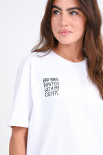T-Shirt mit Print BAD VIBES in Weiß