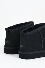 Lammfell-Boot CLASSIC ULTRA MINI in Schwarz