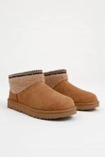 Lammfell-Boot ULTRA MINI CURLY in Chestnut
