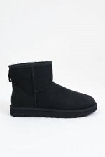 Boots CLASSIC MINI II in Schwarz