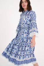 Kleid KLEIN mit Glockenärmeln in Blau/Weiß/Braun