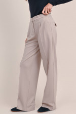 Marlenehose aus Wolle in Beige