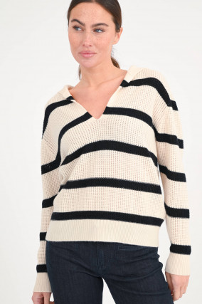 Gestreifter Pullover in Schwarz/Natur
