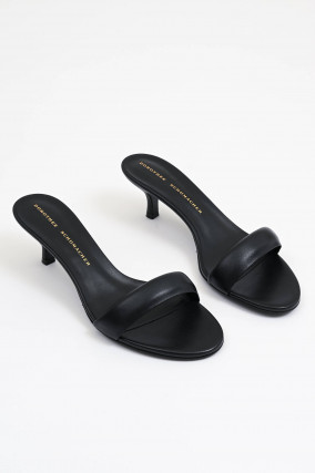 Kitten Heel in Schwarz