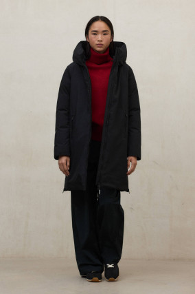 Mantel MATI in Schwarz