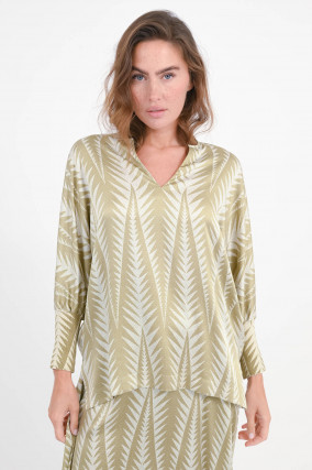 Seidenbluse in Pistaziengrün/Weiß