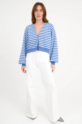 Gestreifte Strickweste aus Baumwolle in Blau/Weiß