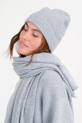 Rippstrickmütze aus Cashmere in Hellgrau