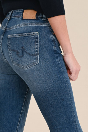 Bootcut Jeans SOPHIE in Washed Out Blue