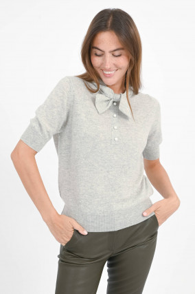 Cashmere-Polo mit Schleifen-Detail in Hellgrau