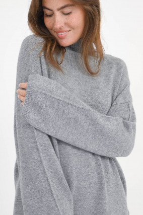 Turtle-Neck Cashmere-Pullover in Grau