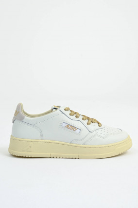 Sneaker MEDALIST LOW in Weiß/Beige/Gold