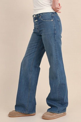 Flared Jeans in Mittelblau