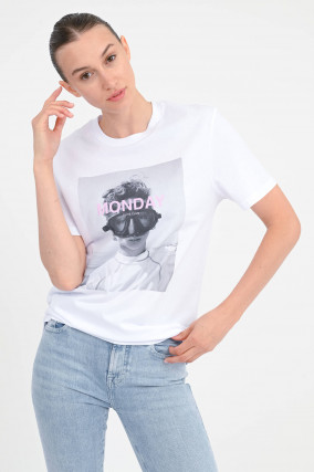 T-Shirt MONDAY mit Schriftzug in Weiß