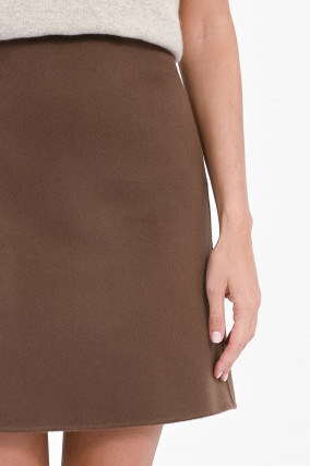 A-Linien-Rock in Dark Chocolate