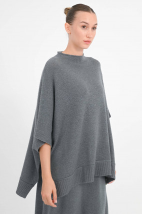Cashmere Poncho in Grüngrau